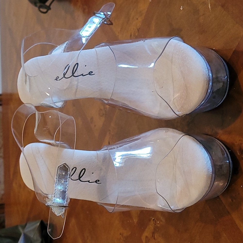 Ellie clear heels sz 9